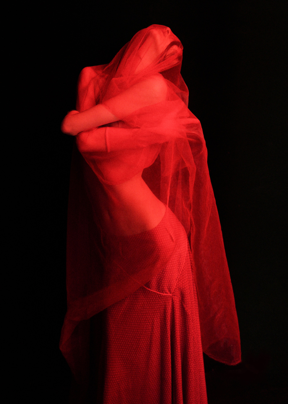 火焰总在午夜燃烧