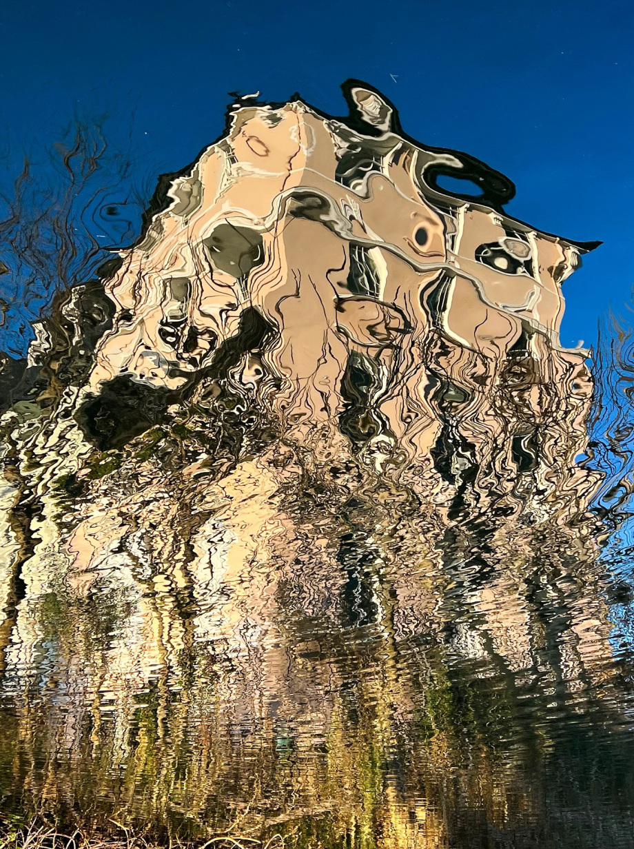 城市倒影