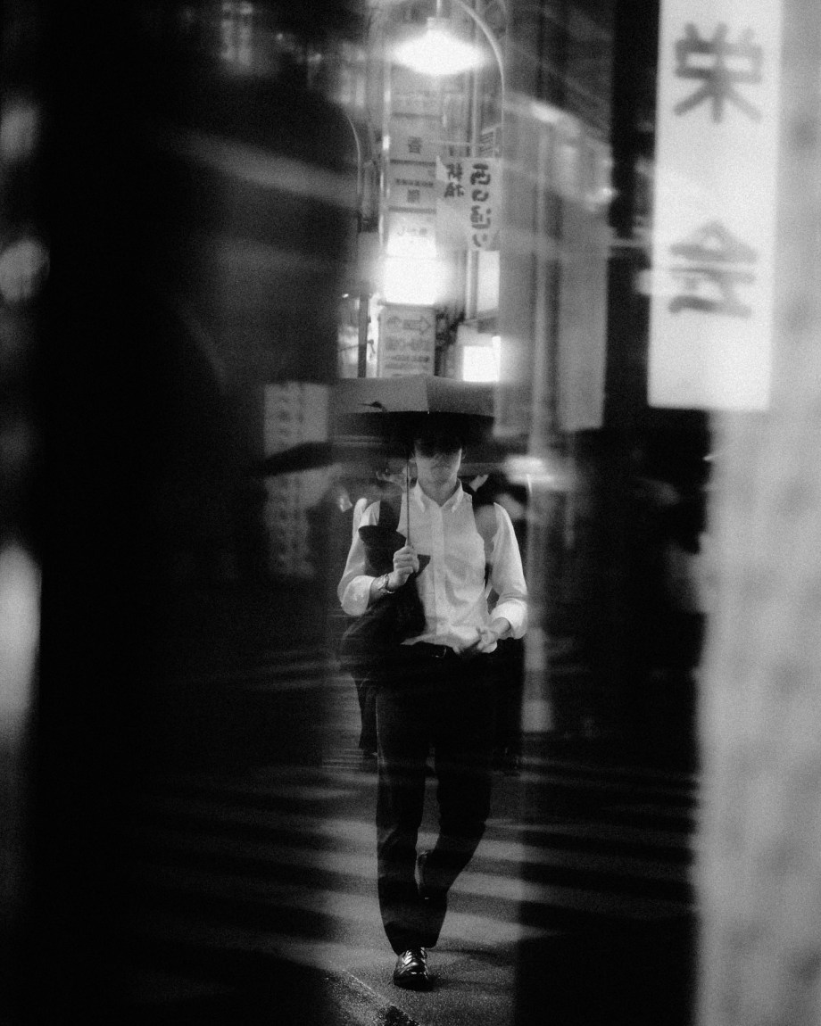 王家卫电影色彩的既视感 | Eren Sarigul街头影像