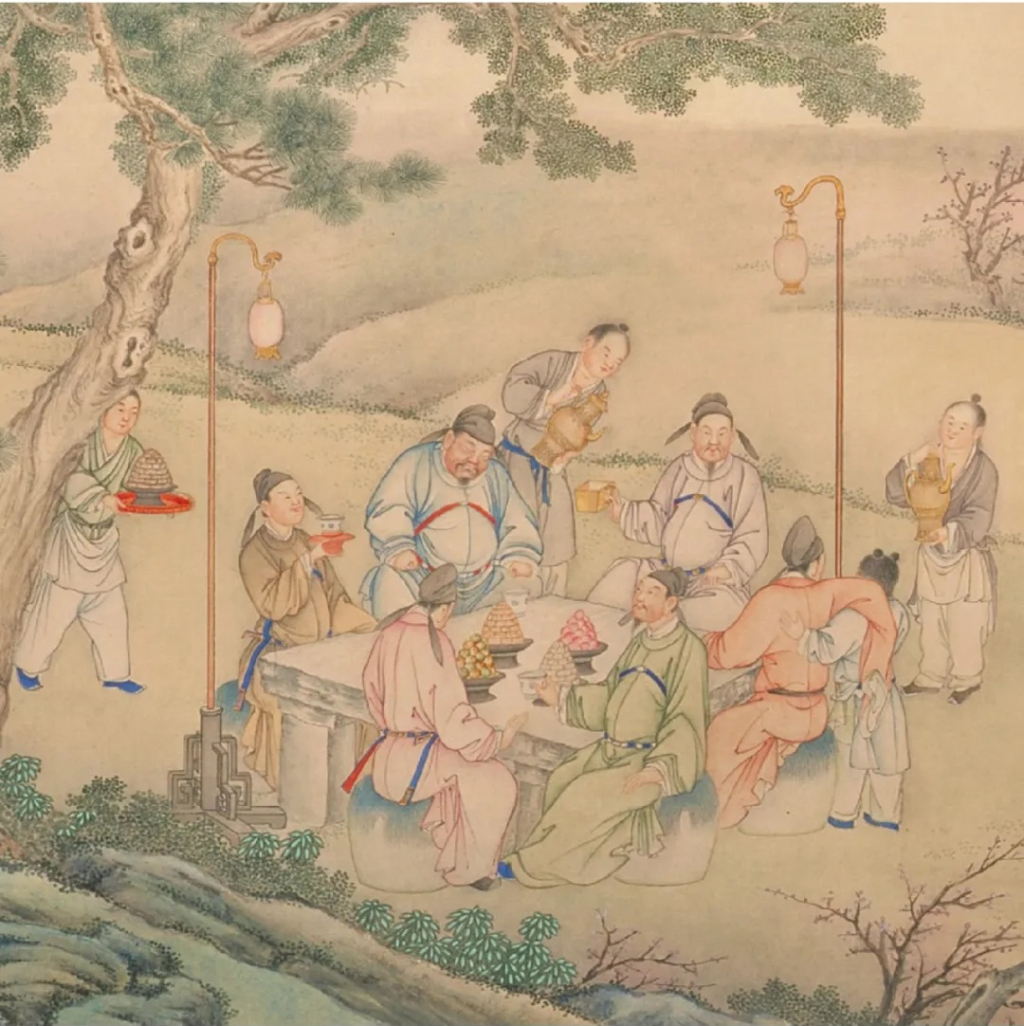 流动的盛宴——中国饮食文化 饮食文化自然也是中华传统文化的重要组成部分。本次展览分“跨越生死”“跨越文化”“跨越山水”“跨越时间”四个单元，从新石器时代祭祀及陪葬饮食器具到多媒体餐桌上，探索当代饮食器具的前世与今生。